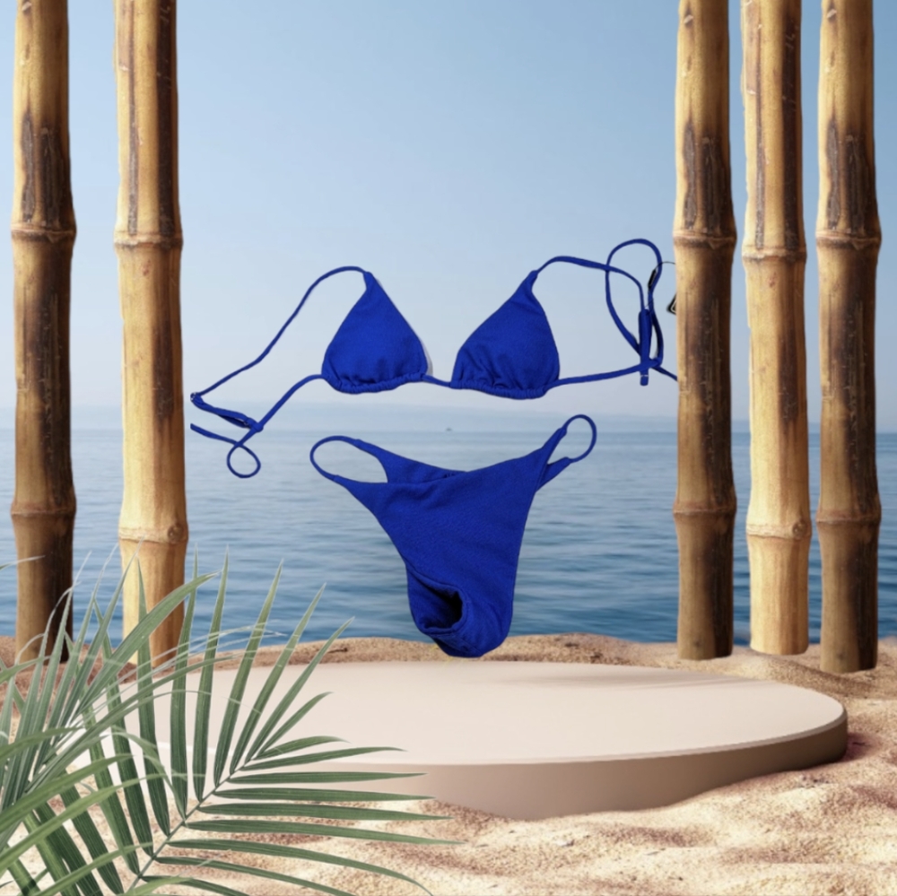 NWT Zaful string Bikini top and matching bottom set. Size S. Blue